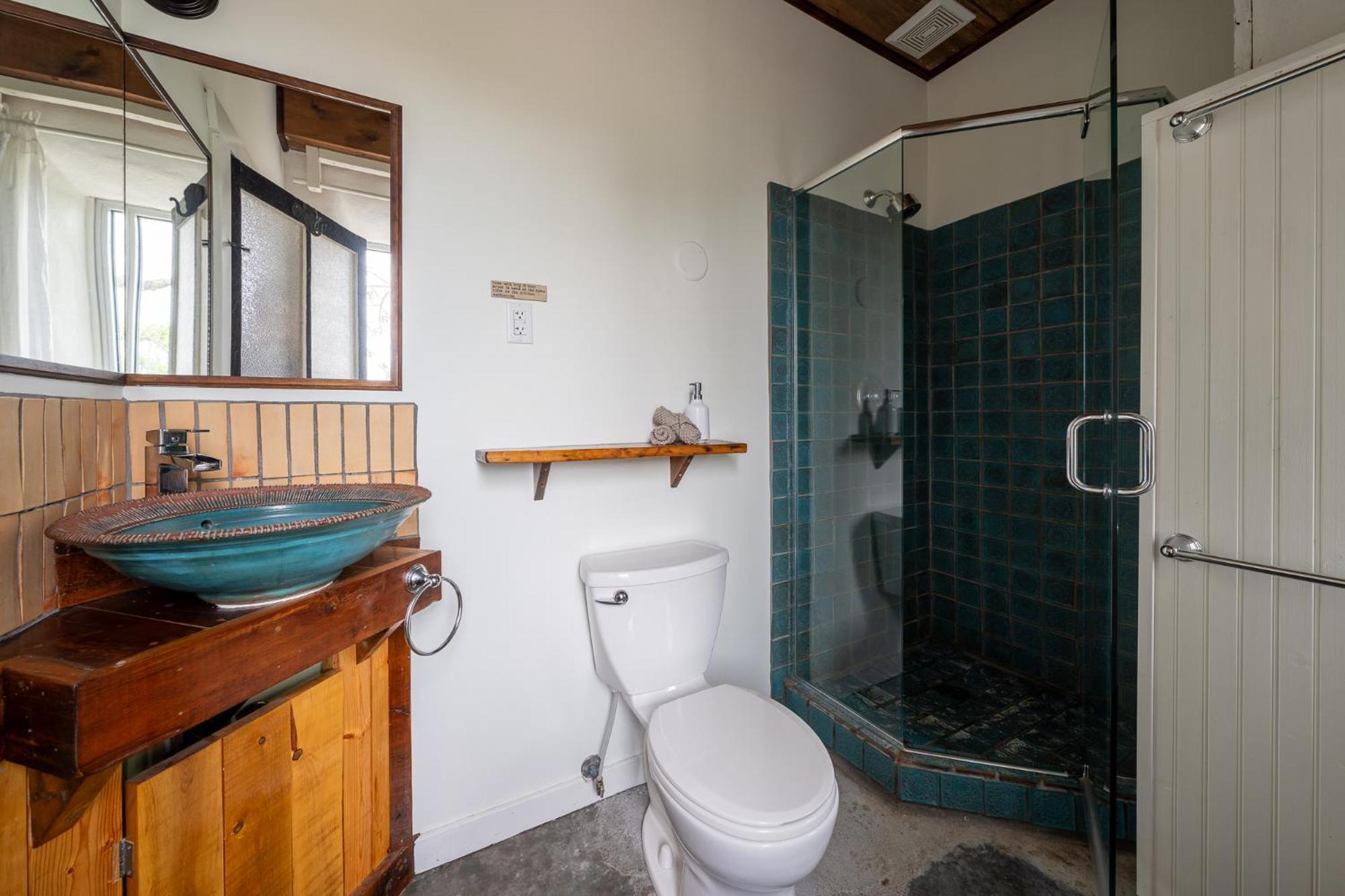 Owl'S Nest Suites Carrying Place Exteriör bild
